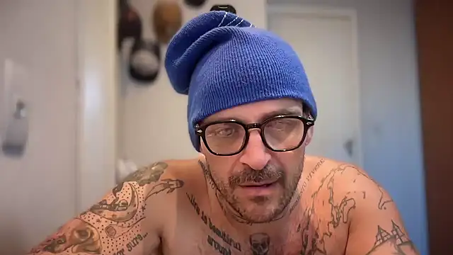 brrasssssillll online show from 06/27/26, 04:45