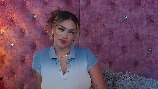 MaddisonBelucci online show from 11/21/25, 08:51