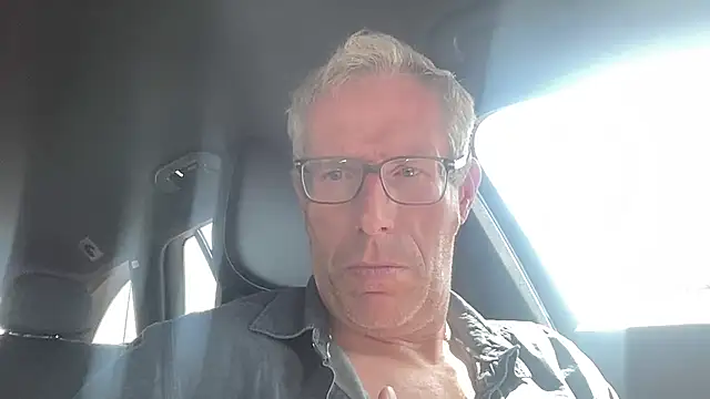 choupipat1 online show from 06/27/26, 10:09