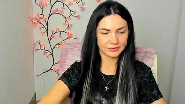 Lune Moon online show from 04/11/26, 07:56