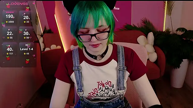 CoralineYoung online show from 02/12/26, 07:25