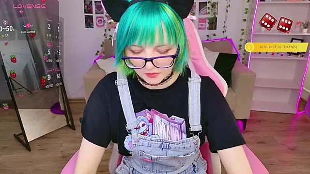 CoralineYoung online show from 03/09/26, 07:34