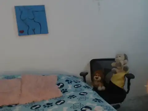 Snapshot of Victoria_new chatting on 10/02/25, 08:21 Victoria new online show from 10/02/25, 08:21