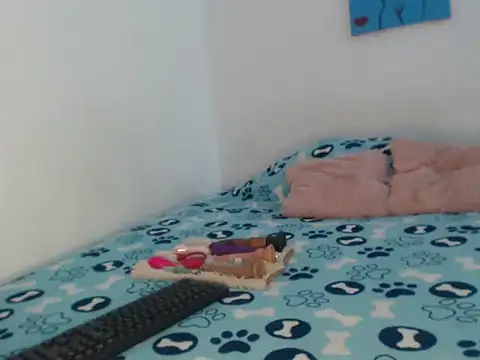 Snapshot of Victoria_new chatting on 10/02/25, 10:28 Victoria new online show from 10/02/25, 10:28