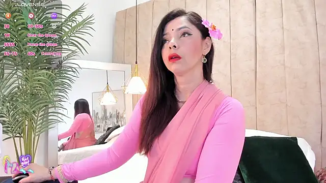 Snapshot of Anantaa_ chatting on 03/28/26, 01:33 Anantaa online show from 03/28/26, 01:33