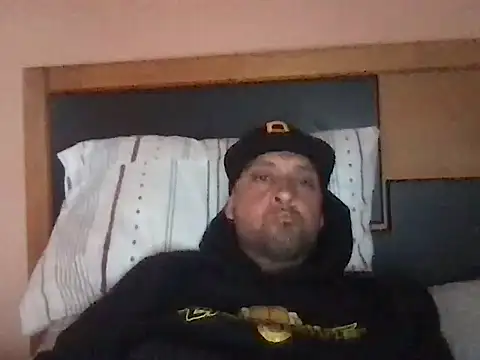 chilenito hot  online show from 10/11/25, 10:58