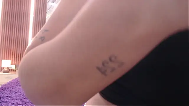 aixa show online show from 12/04/25, 12:25