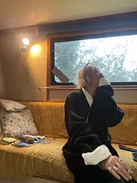 ladyboatlady online show from 10/08/25, 06:33