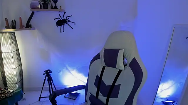 scarlett enjoy1 online show from 10/28/25, 01:03