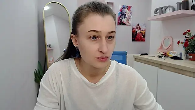 Snapshot of muriel_elvin chatting on 10/25/25, 07:27 muriel elvin online show from 10/25/25, 07:27