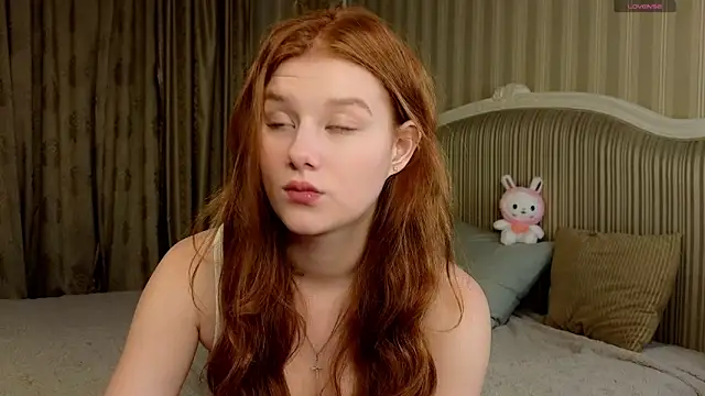 Juuulia  online show from 10/16/25, 02:40