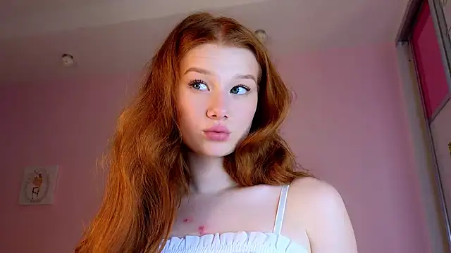 Snapshot of Juuulia_ chatting on 07/07/26, 01:04 Juuulia online show from 07/07/26, 01:04