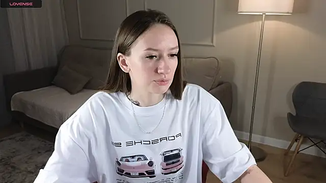 Snapshot of cutienaughtygirl chatting on 02/01/26, 02:21 cutienaughtygirl online show from 02/01/26, 02:21