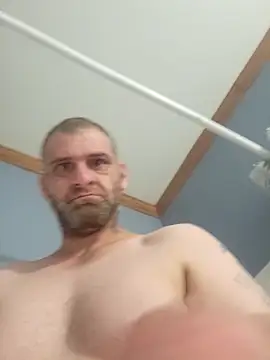 Snapshot of Bigdickcraig11 chatting on 10/28/25, 02:26 Bigdickcraig11 online show from 10/28/25, 02:26