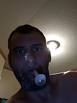 Snapshot of Bigdickcraig11 chatting on 11/15/25, 11:32 Bigdickcraig11 online show from 11/15/25, 11:32