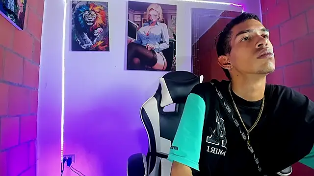 briamhoconor xh online show from 03/10/26, 01:32