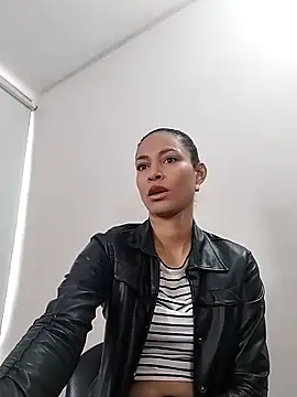 SofiaDelicia online show from 10/23/25, 02:05