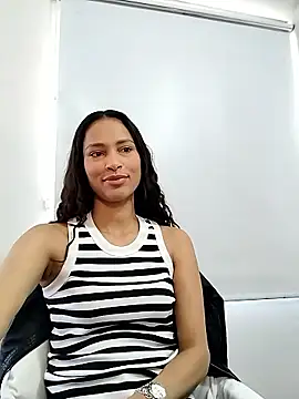 SofiaDelicia online show from 12/15/25, 04:11