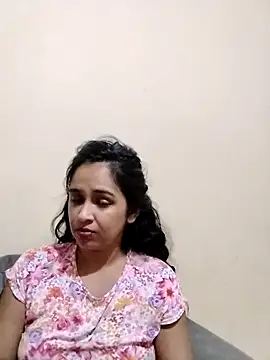 cute indianxo online show from 04/05/26, 06:27