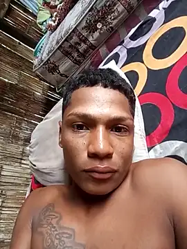 Snapshot of Davir2001 chatting on 02/28/26, 01:12 Davir2001 online show from 02/28/26, 01:12