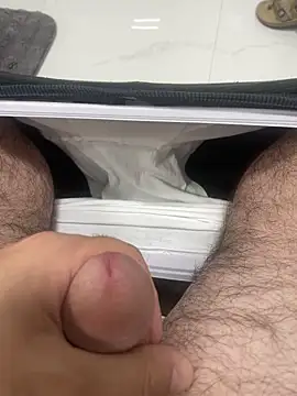 Heros2000 online show from 11/18/25, 06:45