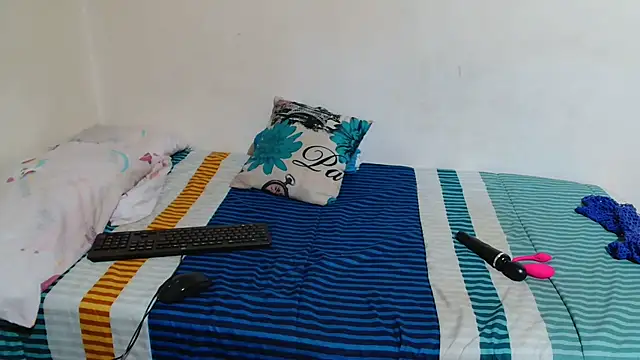 SinfullyForbiddeno7 online show from 10/22/25, 10:20