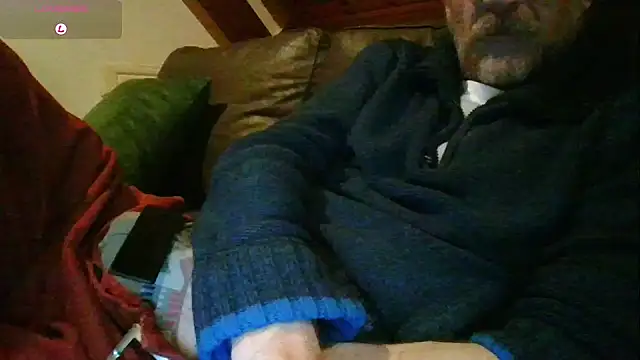 Snapshot of Vrenico-SC chatting on 02/18/26, 02:40 Vrenico-SC online show from 02/18/26, 02:40