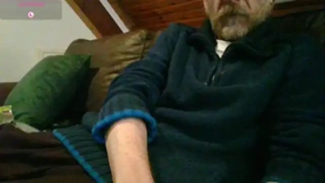 Snapshot of Vrenico-SC chatting on 02/18/26, 02:57 Vrenico-SC online show from 02/18/26, 02:57