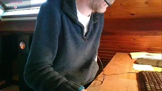 Snapshot of Vrenico-SC chatting on 02/19/26, 03:08 Vrenico-SC online show from 02/19/26, 03:08