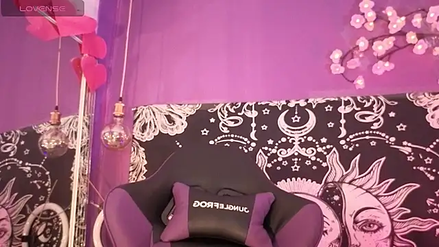 Gaia Gatex online show from 02/21/26, 01:45