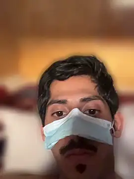 Mioomy 00 online show from 04/18/26, 03:21