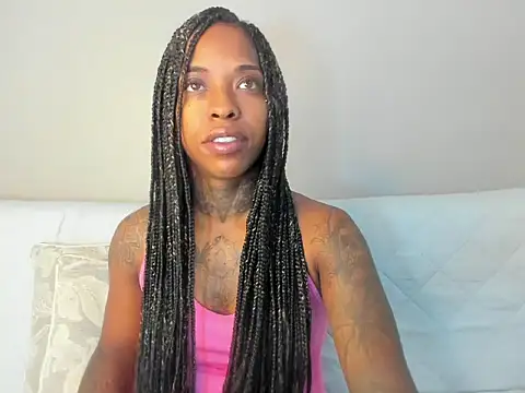 Pauline Fox online show from 09/18/25, 01:40