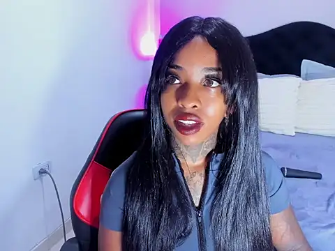 Pauline Fox online show from 03/01/26, 03:08