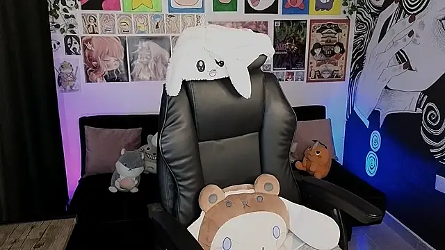 Snapshot of Yuhwan_ chatting on 09/08/25, 11:15 Yuhwan online show from 09/08/25, 11:15