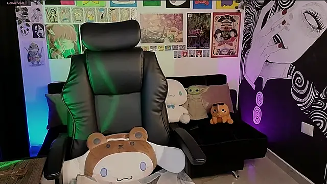 Snapshot of Yuhwan_ chatting on 09/26/25, 11:09 Yuhwan online show from 09/26/25, 11:09