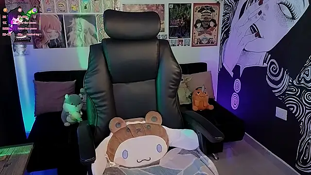 Snapshot of Yuhwan_ chatting on 11/13/25, 07:02 Yuhwan online show from 11/13/25, 07:02