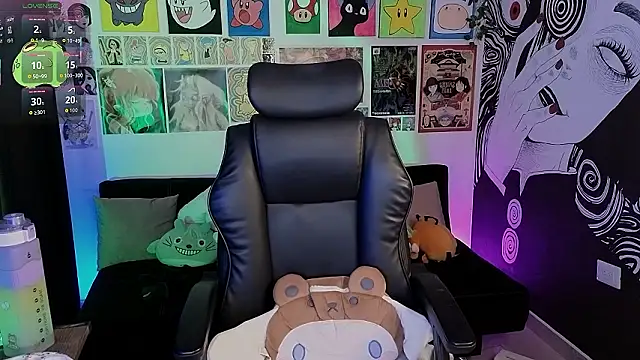 Yuhwan  online show from 03/12/26, 09:54