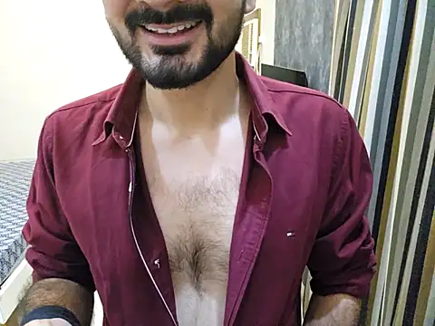 Snapshot of mlove902 chatting on 10/02/25, 06:48 mlove902 online show from 10/02/25, 06:48