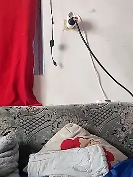 Themaskedgirl21 online show from 04/18/26, 09:35