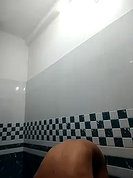 Snapshot of Miss-0012 chatting on 09/20/25, 03:51 Miss-0012 online show from 09/20/25, 03:51