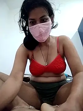 Snapshot of Miss-0012 chatting on 02/04/26, 06:41 Miss-0012 online show from 02/04/26, 06:41