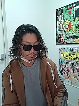 specialz0831 online show from 10/31/25, 11:17