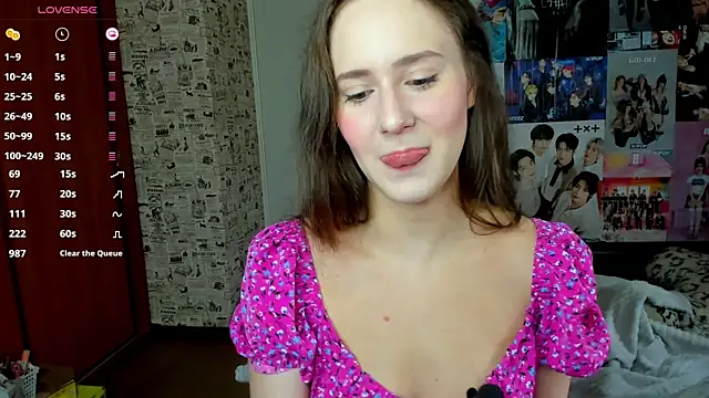 LucyRose3 online show from 10/06/25, 03:20