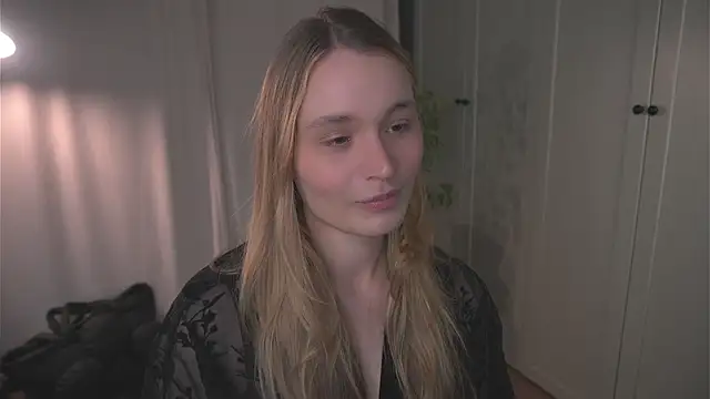 lisa schiele online show from 02/08/26, 08:12