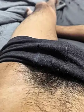 Yucsingl1 online show from 04/14/26, 01:33