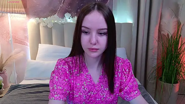 MarySparkle online show from 09/30/25, 02:49