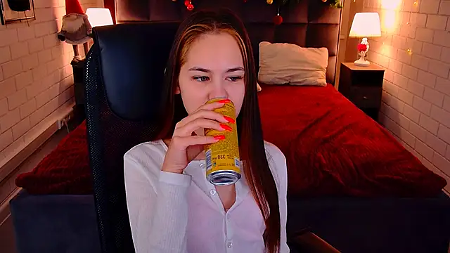 UliaNeer online show from 01/16/26, 05:11