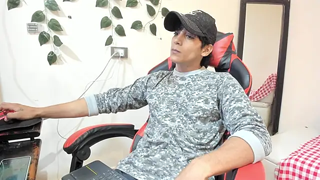 Snapshot of axel_rousse2 chatting on 11/15/25, 09:11 axel rousse2 online show from 11/15/25, 09:11