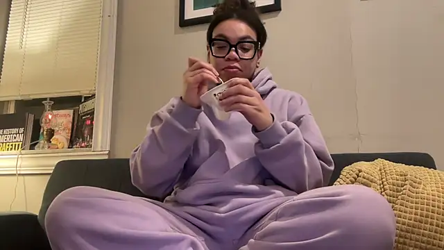 zahrabliss online show from 12/21/25, 03:24