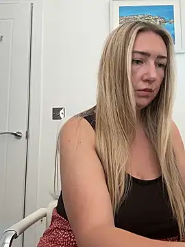 KatrinaTheMilf69 online show from 09/09/25, 12:05